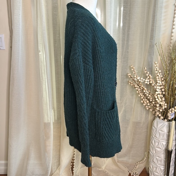 Max Studio Chunky Knit Wool Forest Green Button Oversized Cardigan Sz Small - Picture 3 of 6